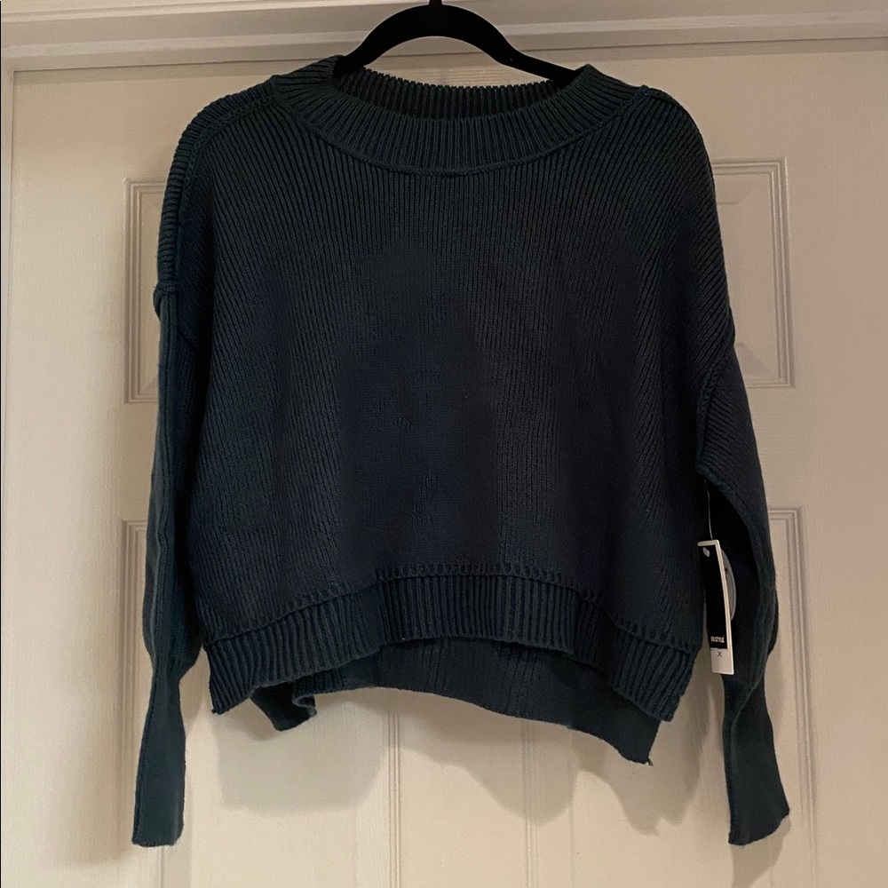 RD Style Dark Green Crew Neck Women's Pull Over - M